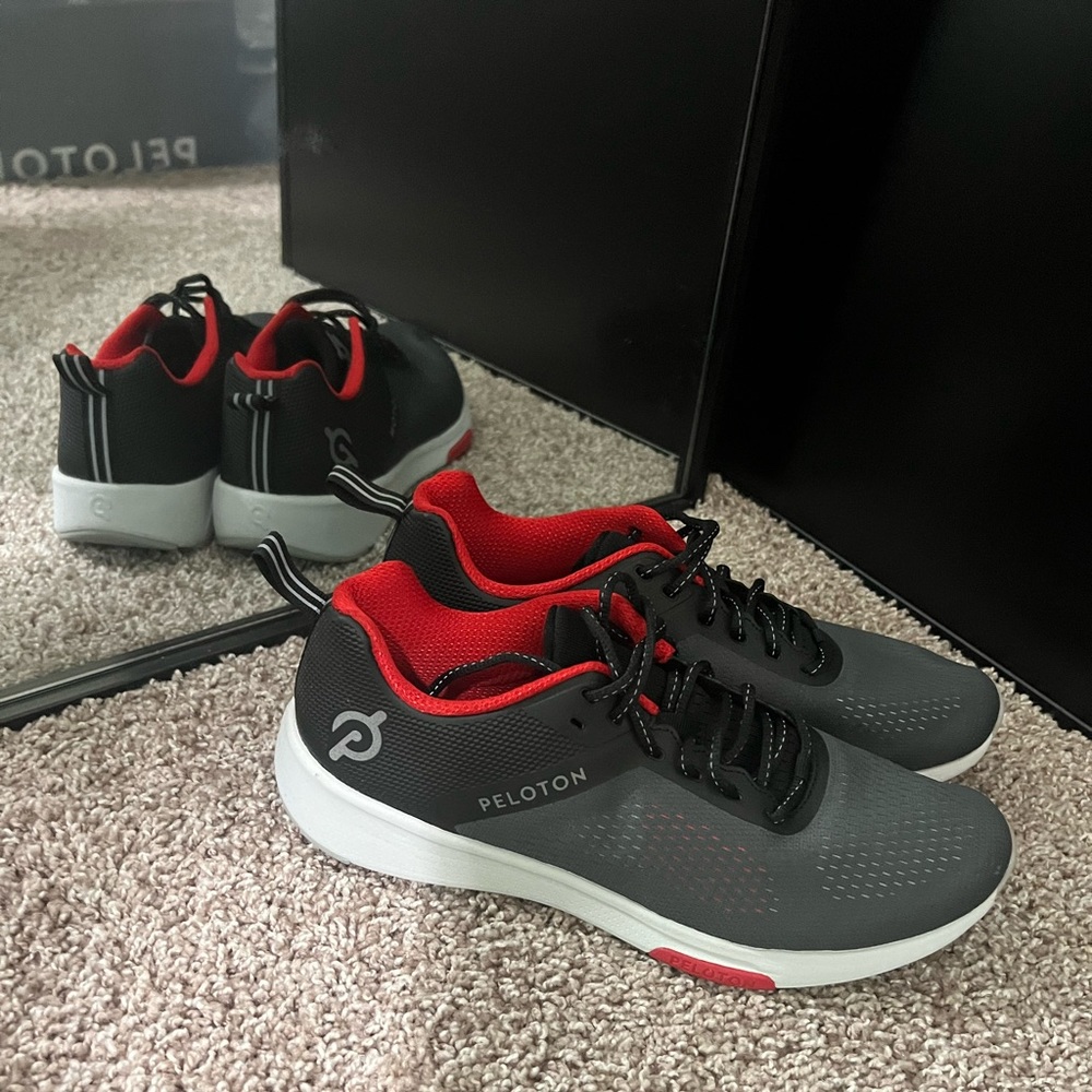 Peloton Shoes Men’s 9
